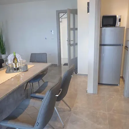 In 40484 Holiday home Jasenice (Zadar)