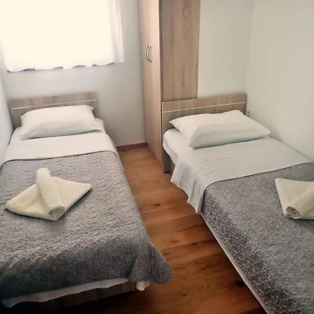 Holiday home In 40484 Jasenice (Zadar)