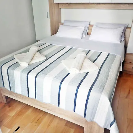 In 40484 Holiday home Jasenice (Zadar)